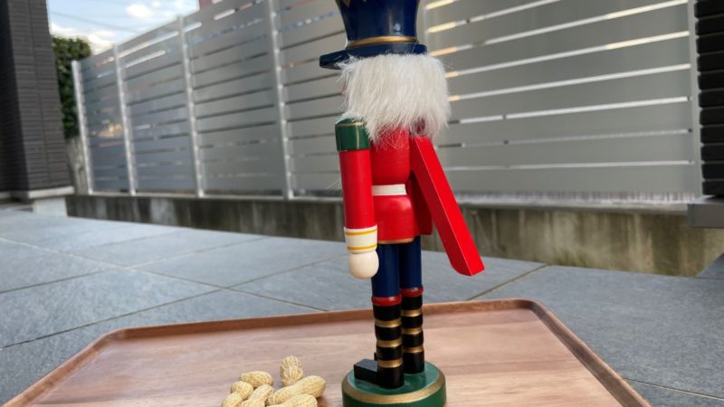 くるみ割り人形の後ろ姿