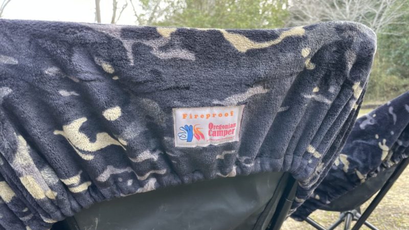 オレゴニアンキャンパー「ファイヤープルーフコンパクトチェアカバー」